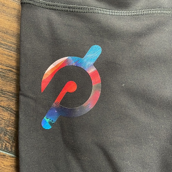 Women’s Lululemon Peloton Wunder Under HR Tight - Picture 2 of 5